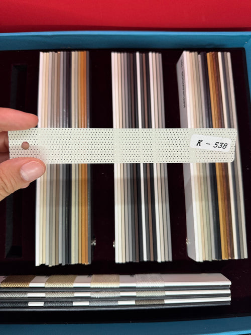 25 mm Metal Jaluzi Perde Delikli Beyaz – K-538