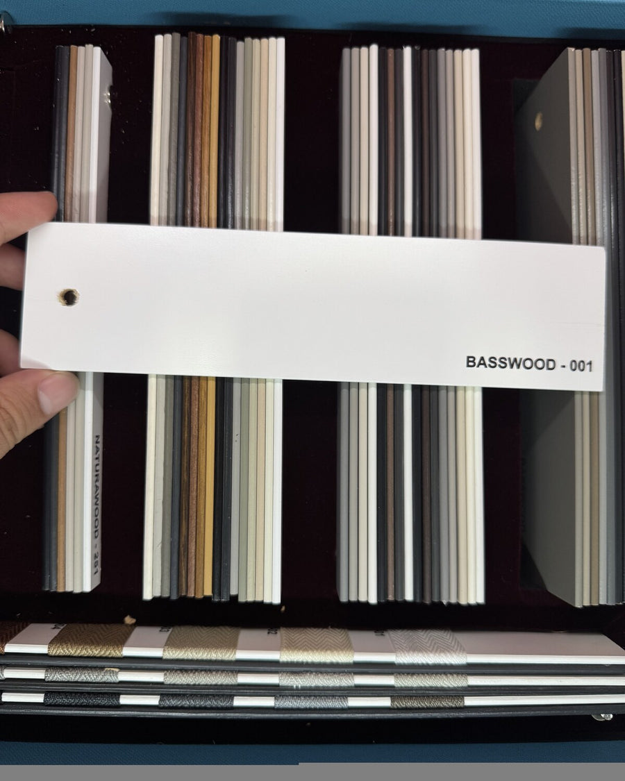 Beyaz 50 mm gerçek Ihlamur ahşap jaluzi perde numunesi, BASSWOOD 001