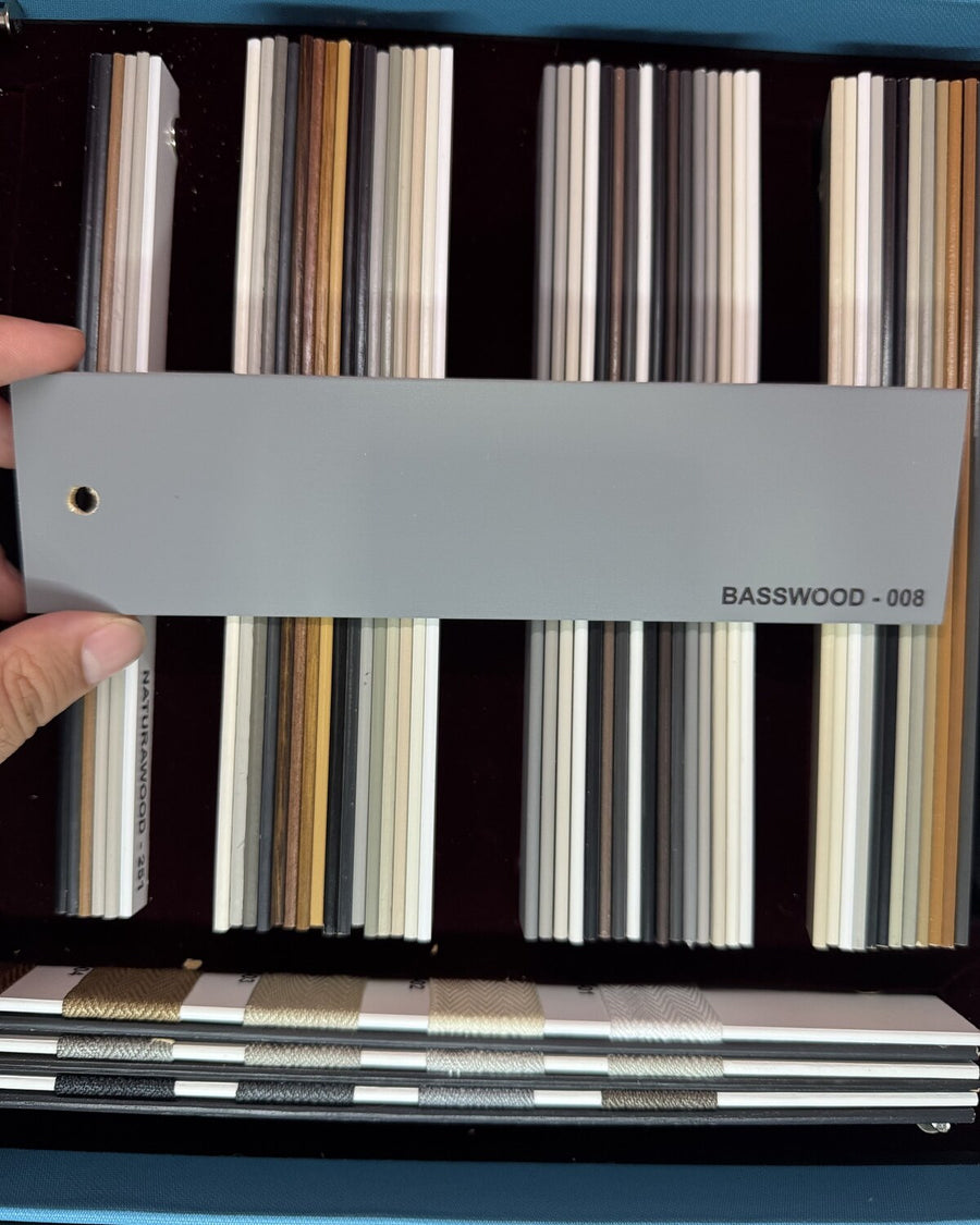 Gümüş gri 50 mm gerçek Ihlamur ahşap jaluzi perde numunesi, BASSWOOD 008